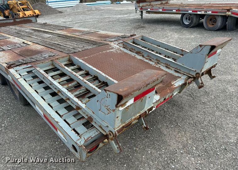 image for item DV1951 1997 Interstate 20DT equipment trailer