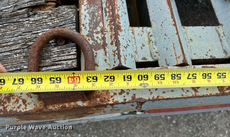 image for item DV1951 1997 Interstate 20DT equipment trailer