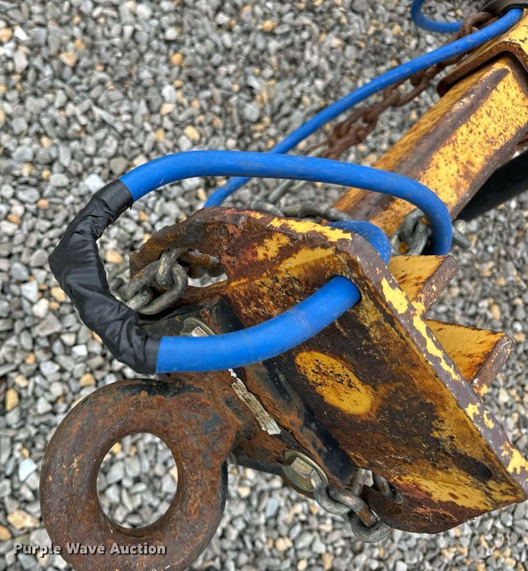 image for item DV1952 1994 Vermeer 1250BC wood chipper