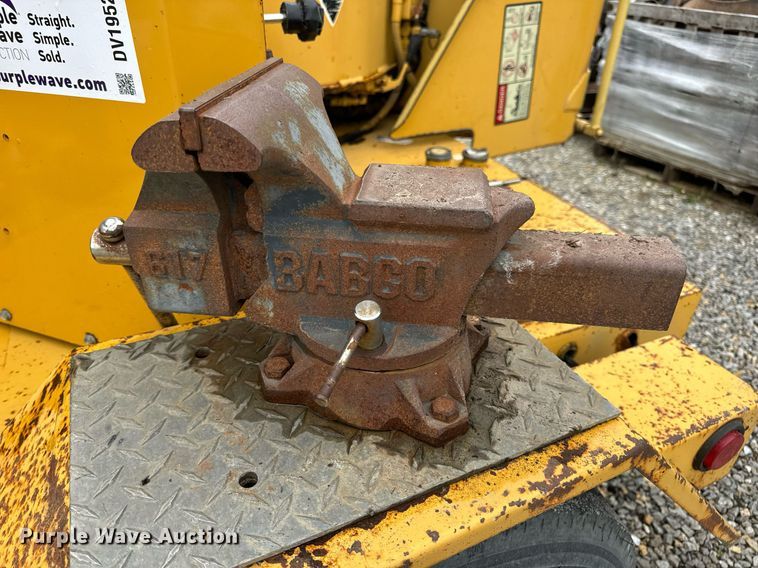 image for item DV1952 1994 Vermeer 1250BC wood chipper