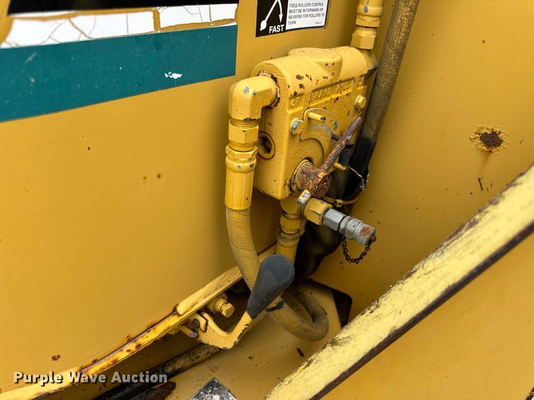 image for item DV1952 1994 Vermeer 1250BC wood chipper