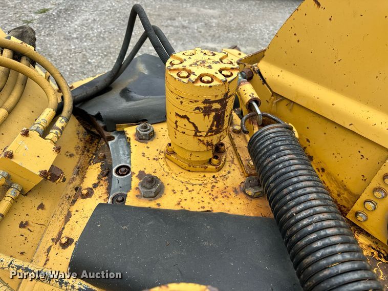 image for item DV1952 1994 Vermeer 1250BC wood chipper