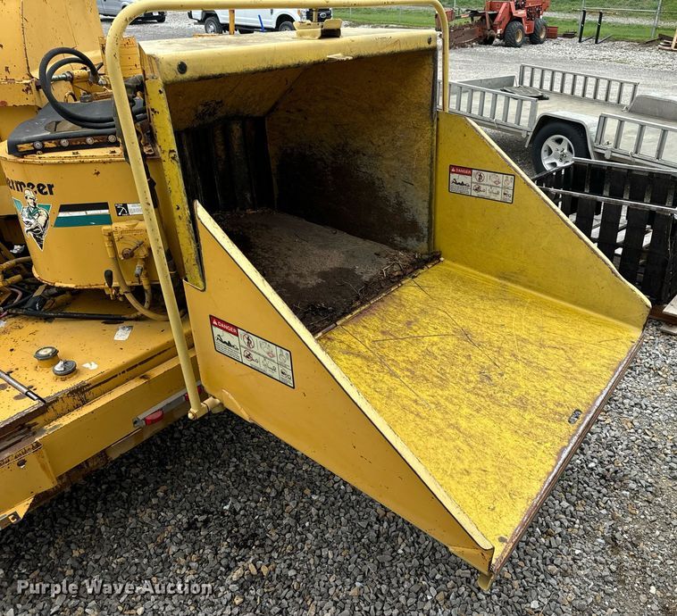 image for item DV1952 1994 Vermeer 1250BC wood chipper