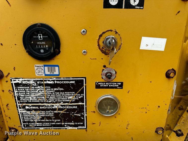 image for item DV1952 1994 Vermeer 1250BC wood chipper