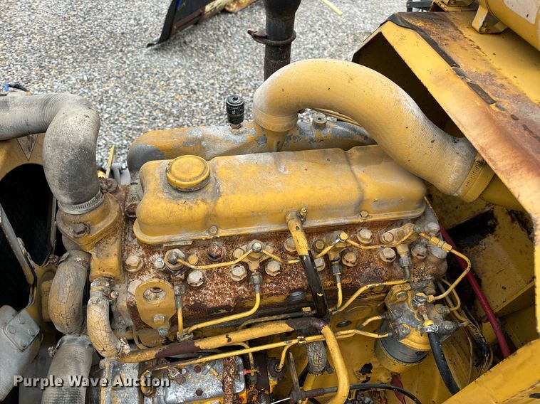 image for item DV1952 1994 Vermeer 1250BC wood chipper