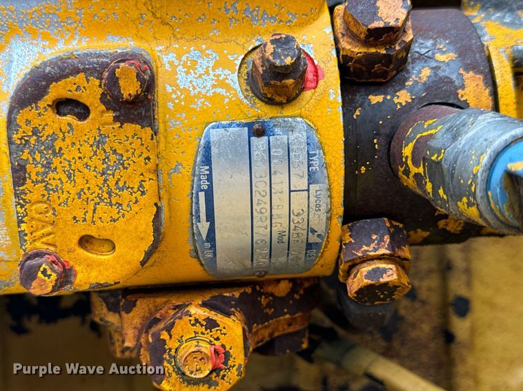 image for item DV1952 1994 Vermeer 1250BC wood chipper