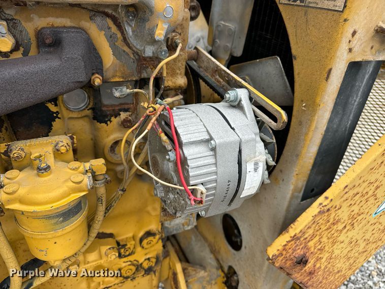 image for item DV1952 1994 Vermeer 1250BC wood chipper