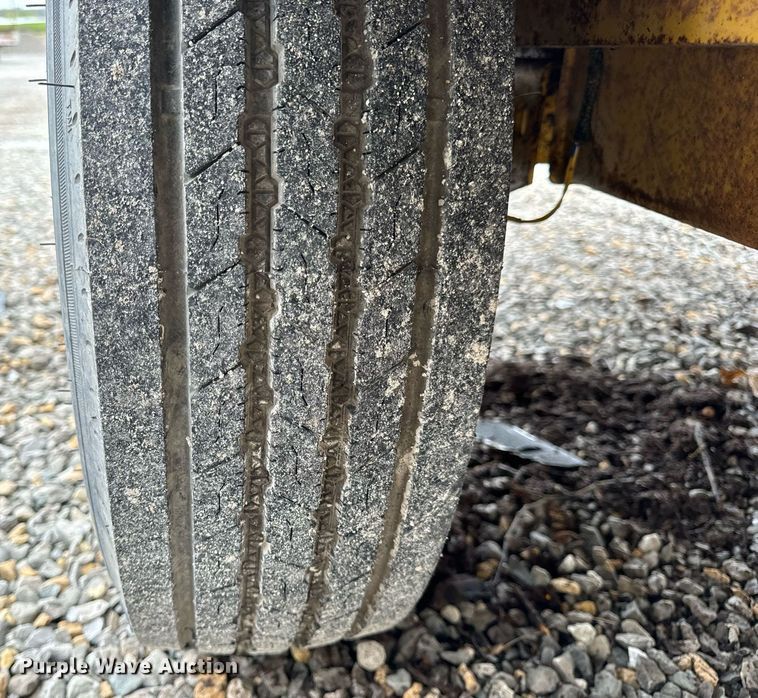 image for item DV1952 1994 Vermeer 1250BC wood chipper