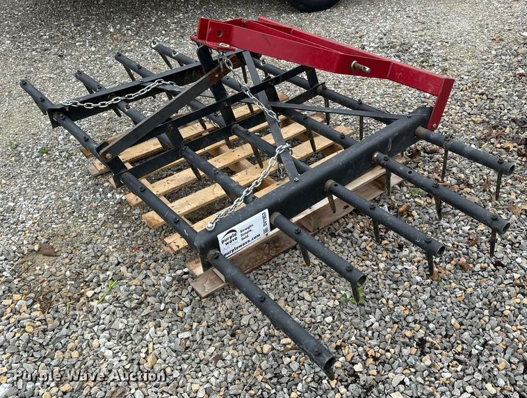 image for item DV1953 Spike tooth harrow