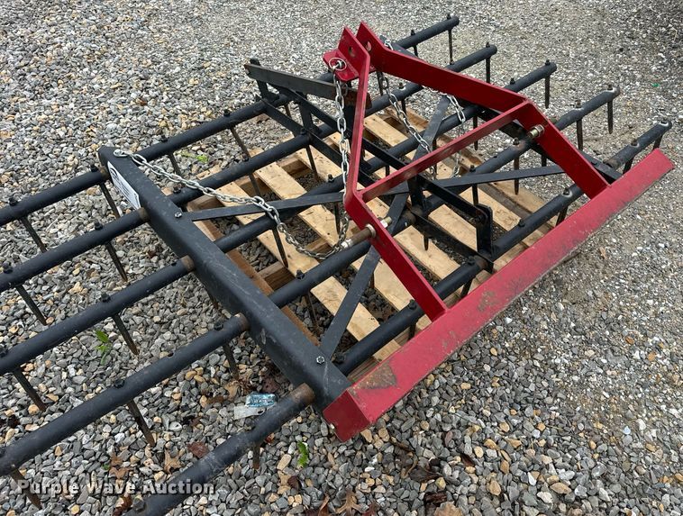 image for item DV1953 Spike tooth harrow