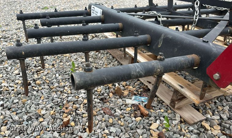 image for item DV1953 Spike tooth harrow