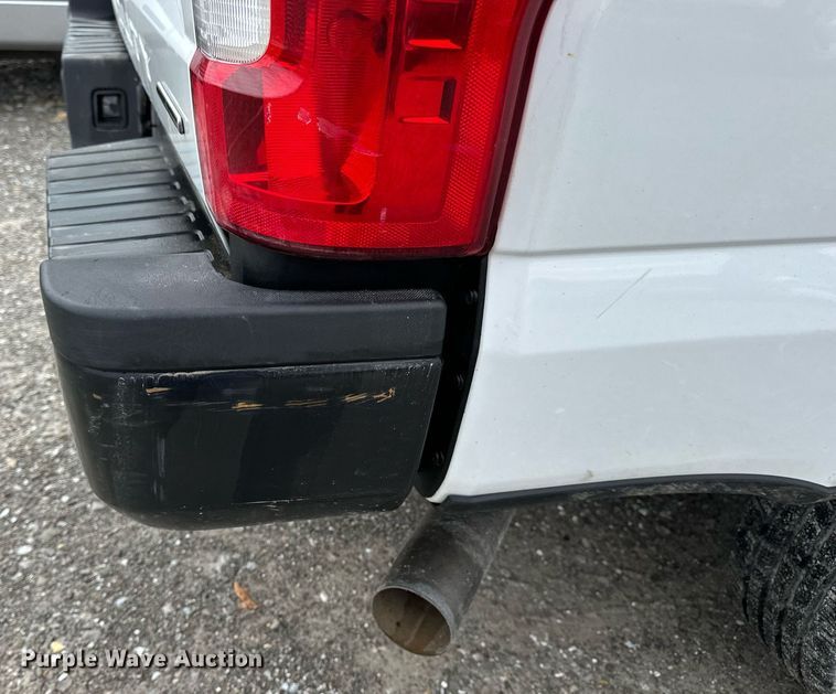 image for item DV1954 2017 Ford F250 Super Duty XL SuperCab pickup truck