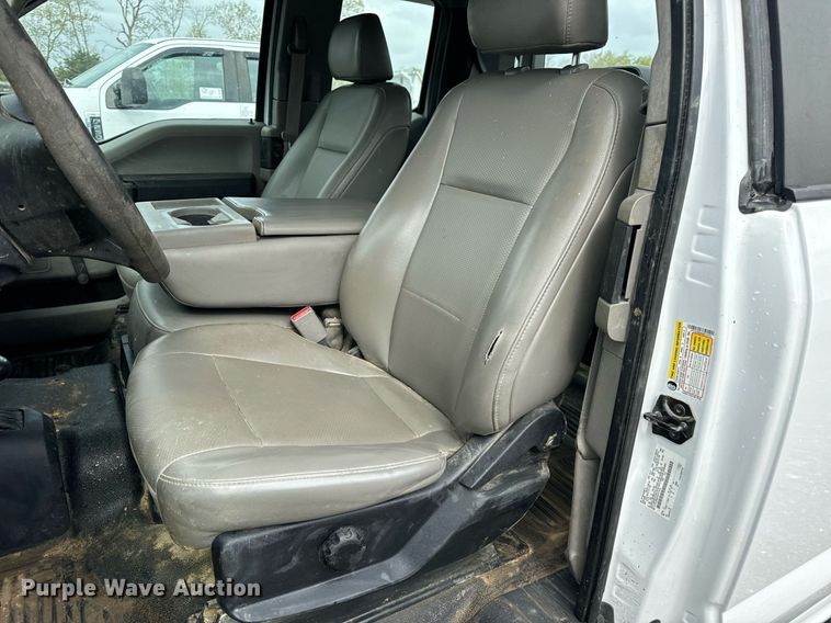 image for item DV1954 2017 Ford F250 Super Duty XL SuperCab pickup truck