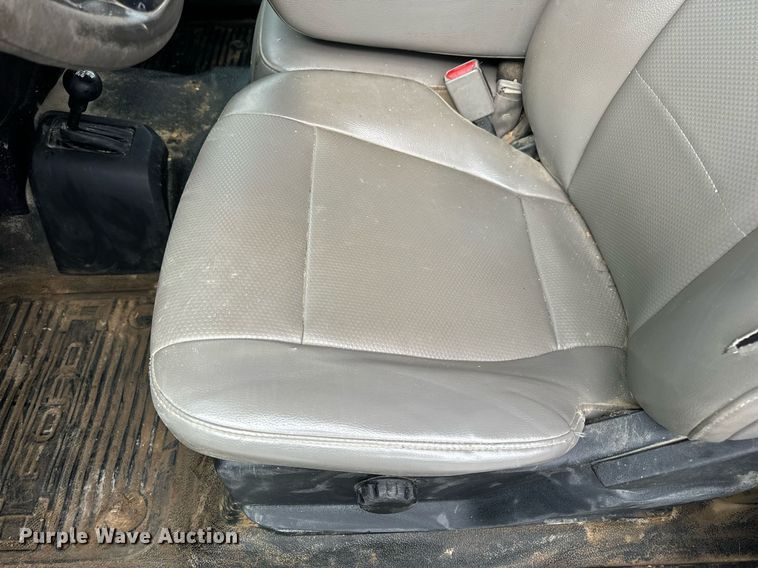 image for item DV1954 2017 Ford F250 Super Duty XL SuperCab pickup truck