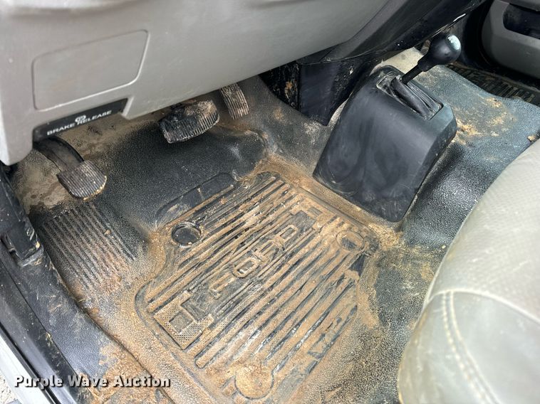 image for item DV1954 2017 Ford F250 Super Duty XL SuperCab pickup truck