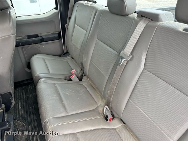 image for item DV1954 2017 Ford F250 Super Duty XL SuperCab pickup truck