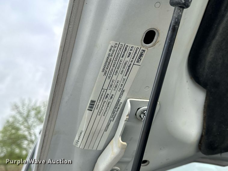 image for item DV1954 2017 Ford F250 Super Duty XL SuperCab pickup truck