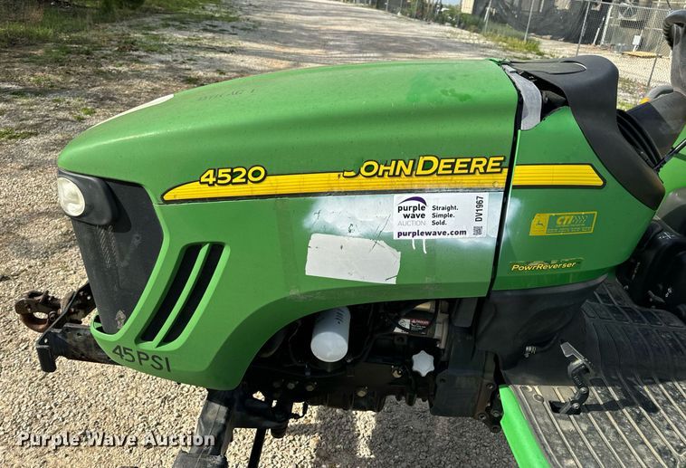 image for item DV1967 2009 John Deere 4520 MFWD tractor
