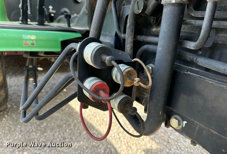 image for item DV1967 2009 John Deere 4520 MFWD tractor