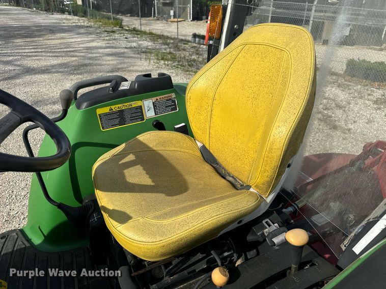image for item DV1967 2009 John Deere 4520 MFWD tractor