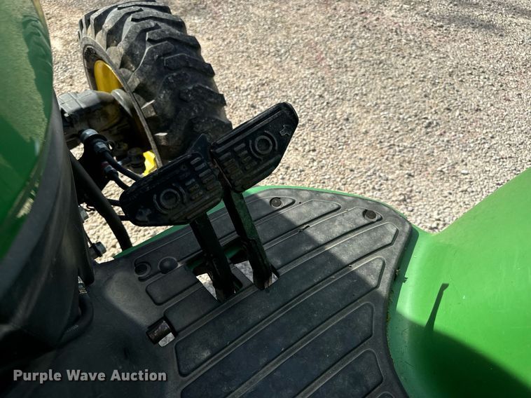 image for item DV1967 2009 John Deere 4520 MFWD tractor