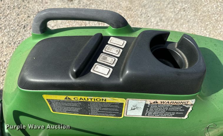 image for item DV1967 2009 John Deere 4520 MFWD tractor