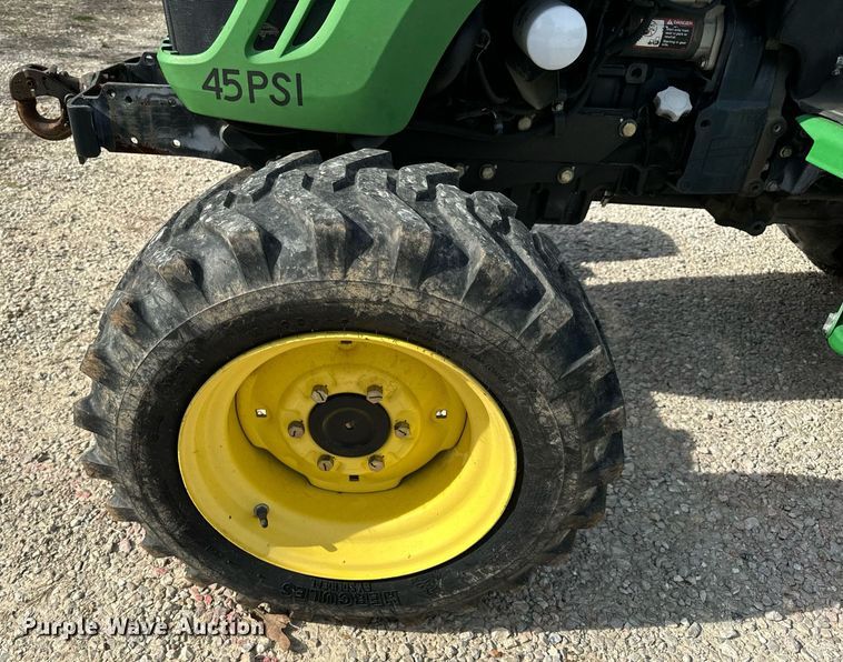 image for item DV1967 2009 John Deere 4520 MFWD tractor