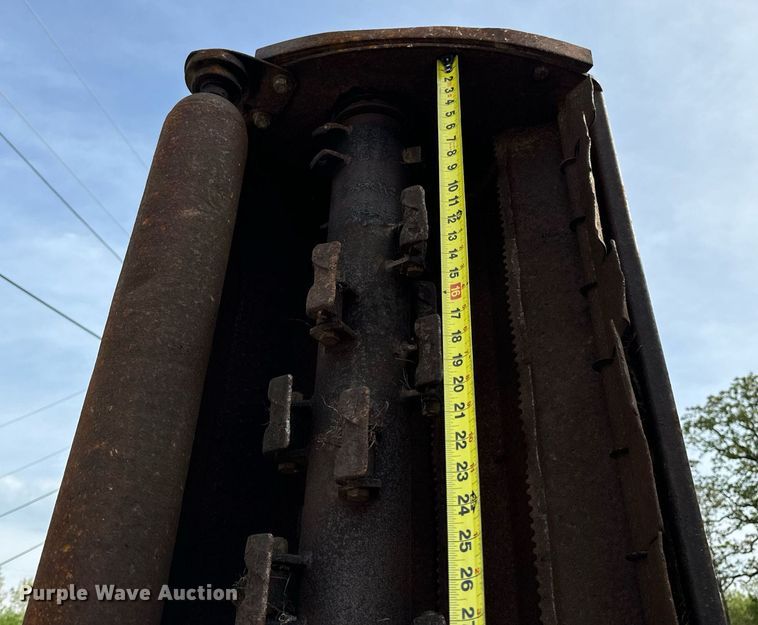 image for item DV1968 2013 Massey Ferguson 1648 MFWD tractor