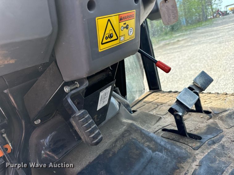 image for item DV1968 2013 Massey Ferguson 1648 MFWD tractor