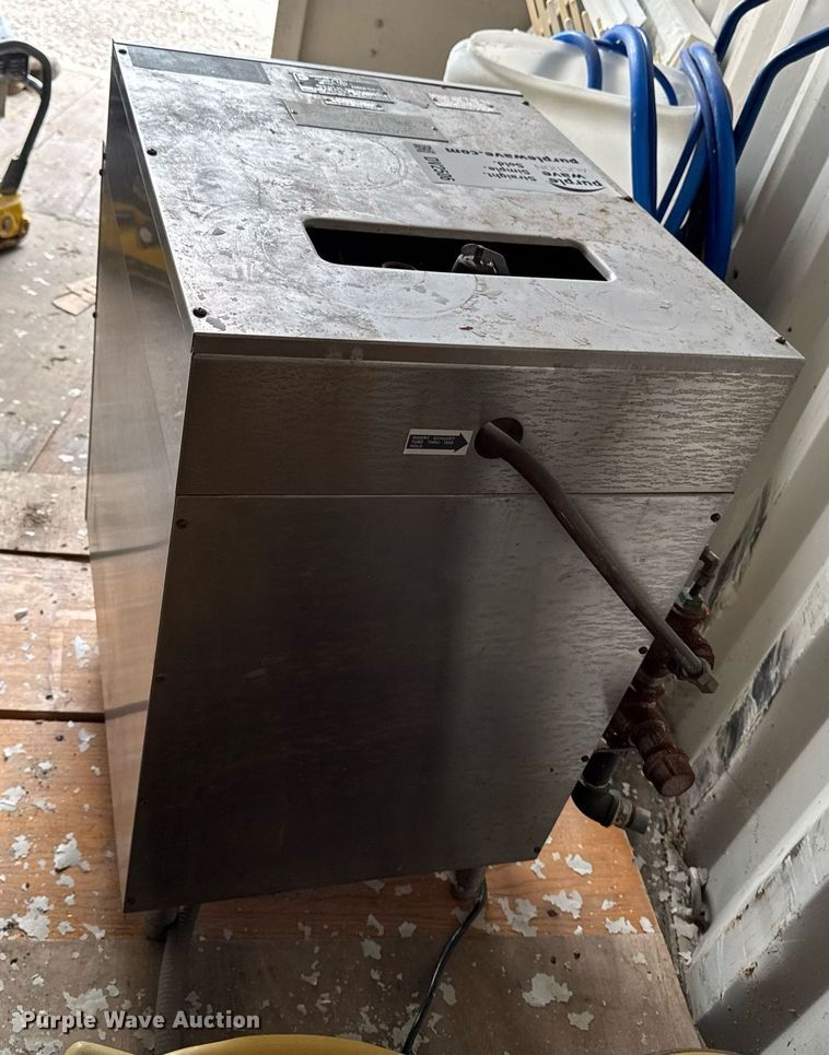 image for item DV2506 1990 Market Forge STM-EL autoclave