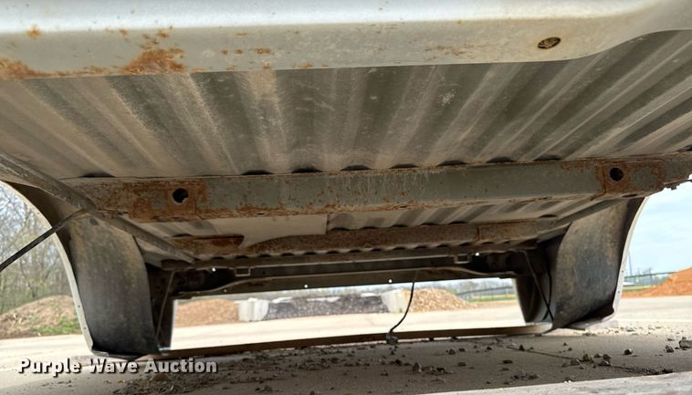 image for item DV2510 2012 Ford F250 pickup truck bed