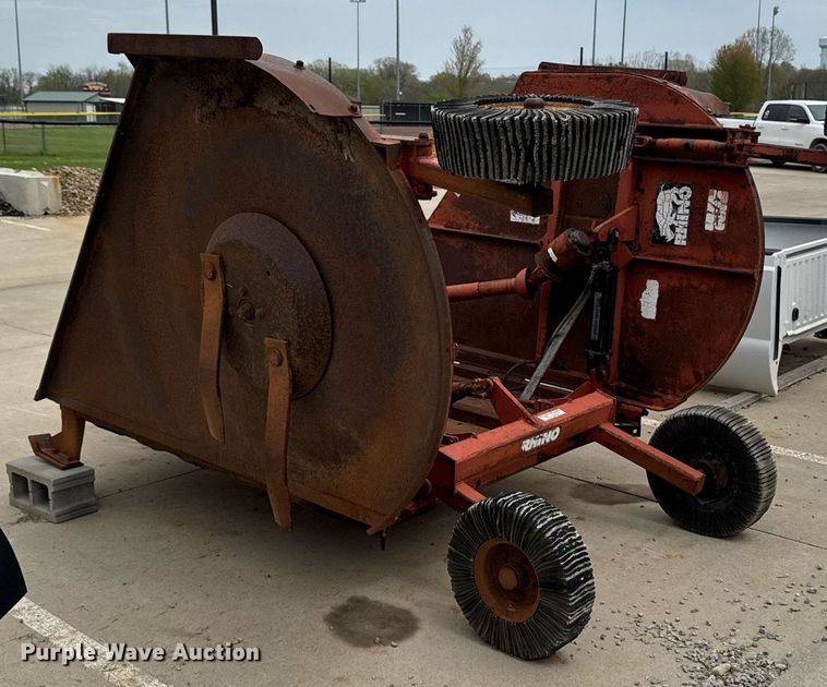 image for item DV2511 Rhino batwing rotary mower