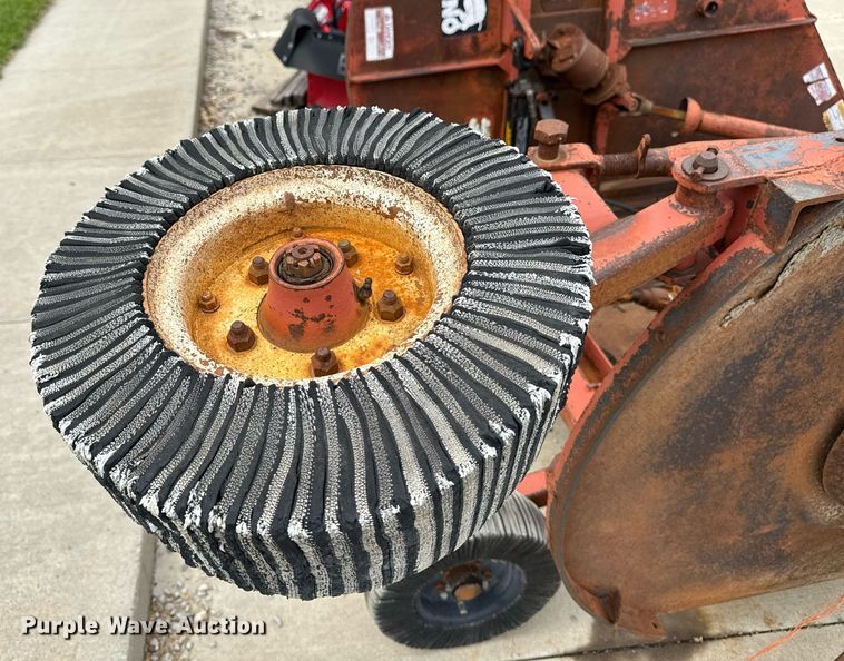 image for item DV2511 Rhino batwing rotary mower