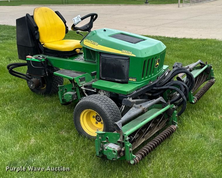 image for item DV2514 John Deere 2653A reel mower