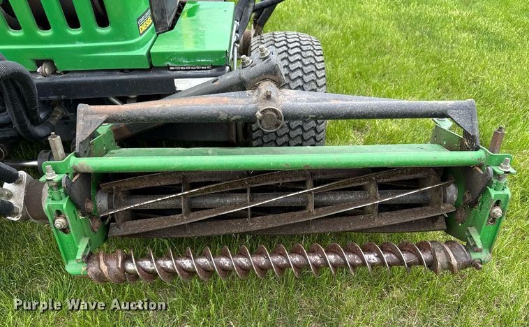 image for item DV2514 John Deere 2653A reel mower