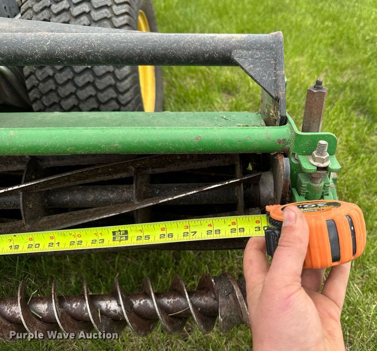 image for item DV2514 John Deere 2653A reel mower