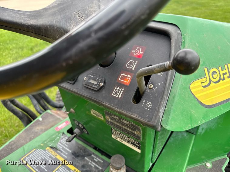 image for item DV2514 John Deere 2653A reel mower