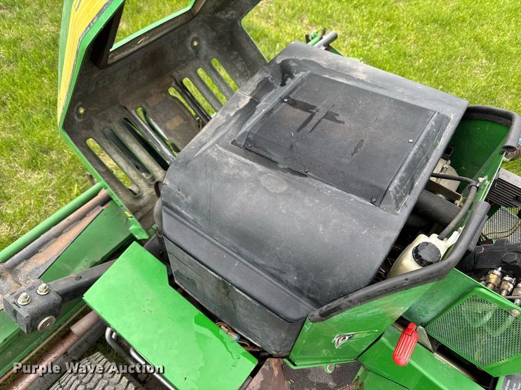 image for item DV2514 John Deere 2653A reel mower