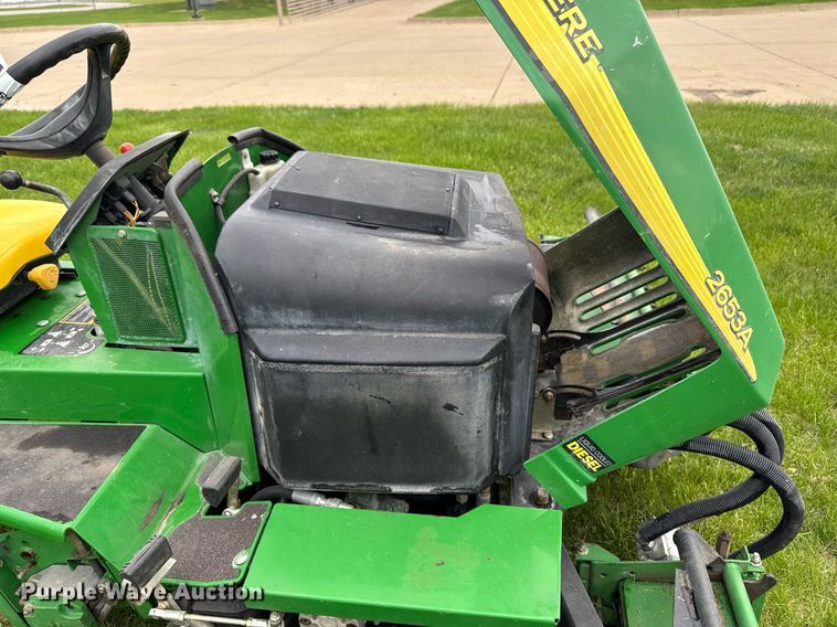 image for item DV2514 John Deere 2653A reel mower