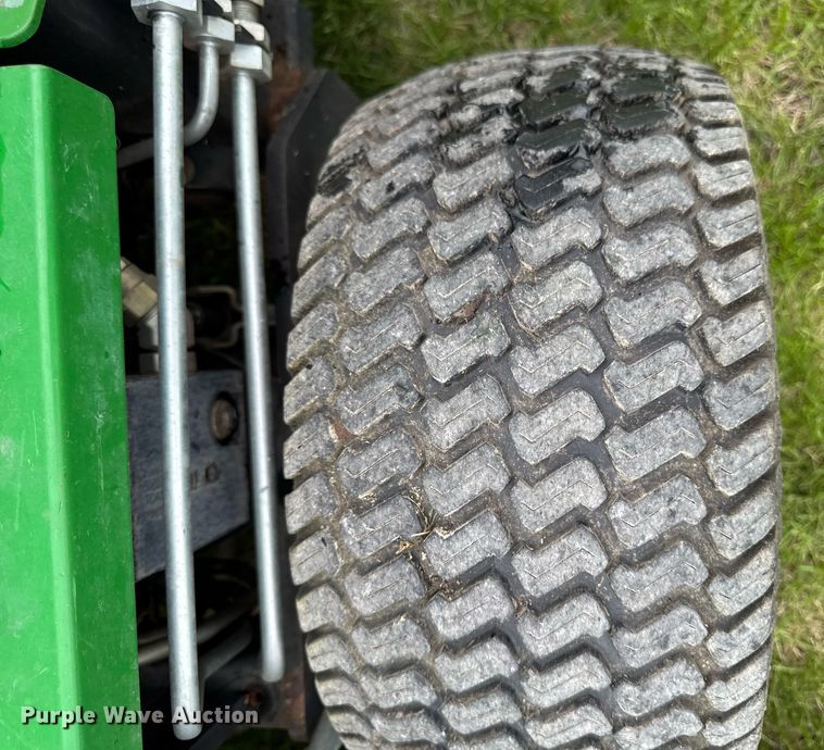 image for item DV2514 John Deere 2653A reel mower