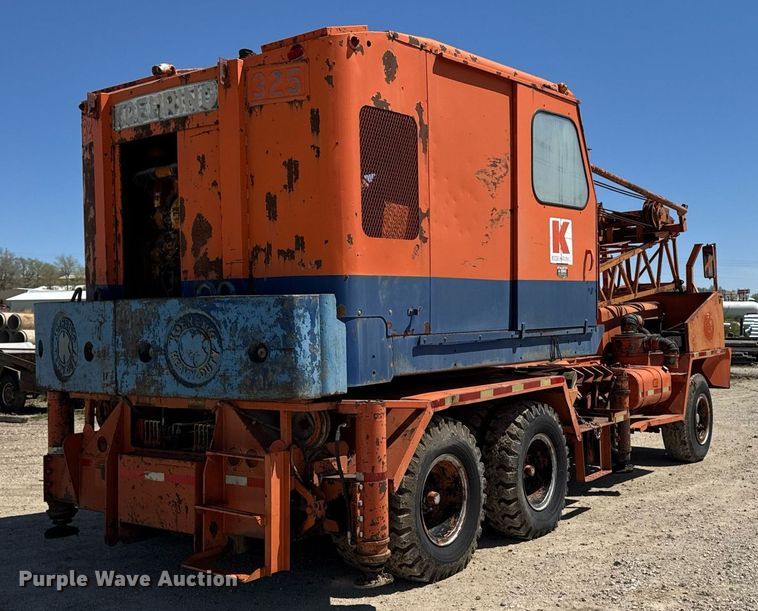 image for item DV2534 Koehring 64-607 CC crane