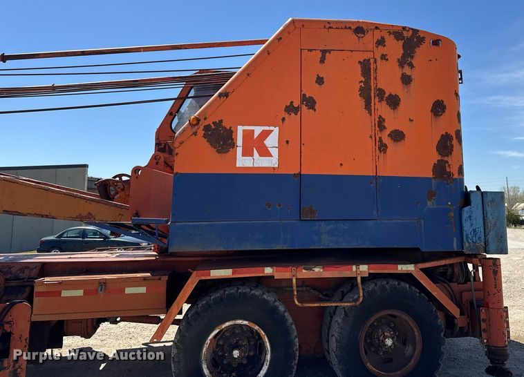 image for item DV2534 Koehring 64-607 CC crane