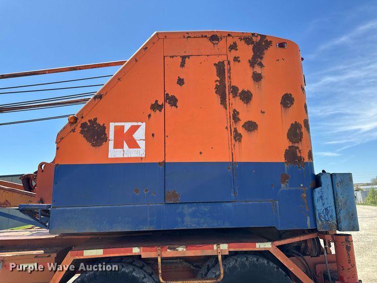image for item DV2534 Koehring 64-607 CC crane