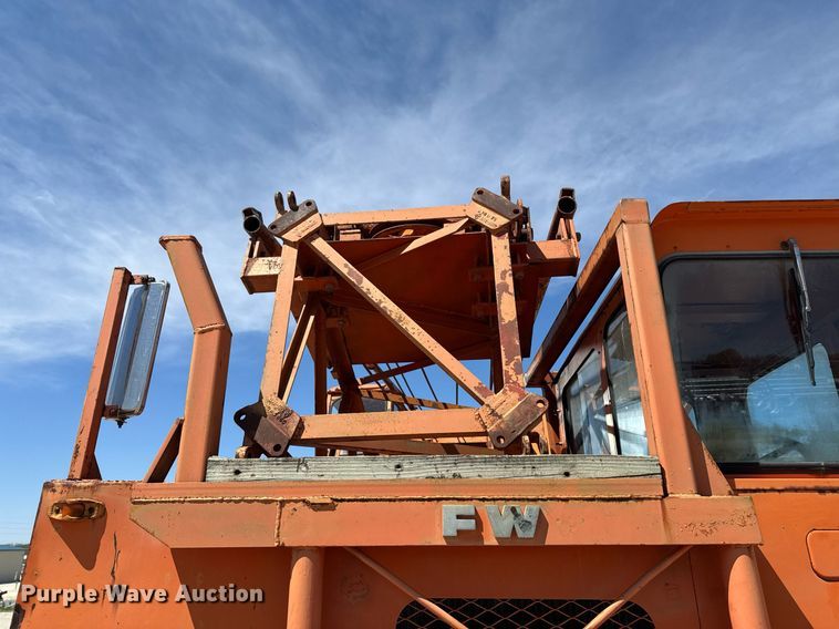 image for item DV2534 Koehring 64-607 CC crane