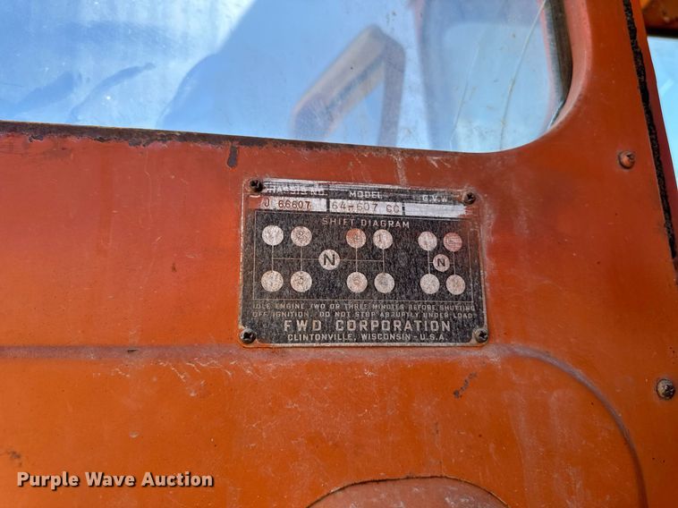 image for item DV2534 Koehring 64-607 CC crane