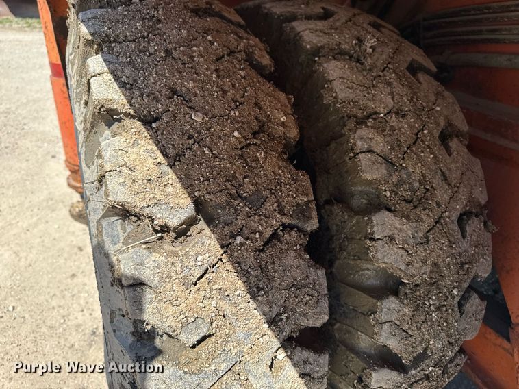 image for item DV2534 Koehring 64-607 CC crane