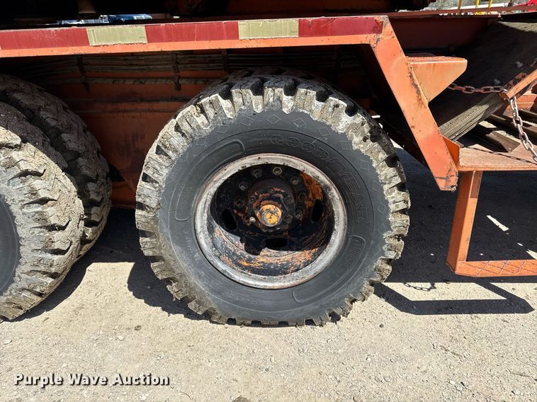 image for item DV2534 Koehring 64-607 CC crane