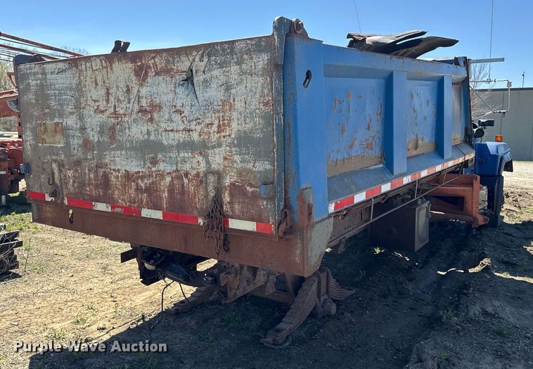 image for item DV2536 2000 Mack RD688S dump truck