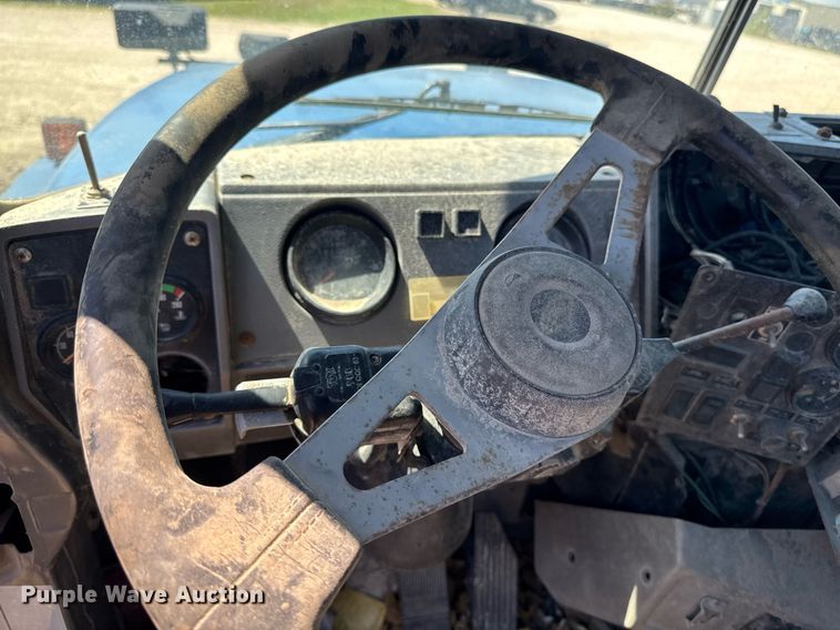 image for item DV2536 2000 Mack RD688S dump truck