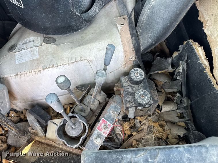 image for item DV2536 2000 Mack RD688S dump truck